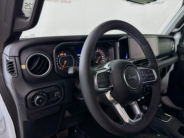 new 2025 Jeep Wrangler car, priced at $48,525