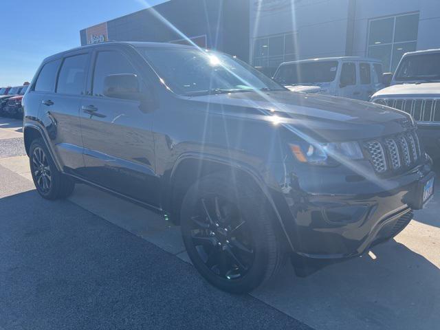 used 2017 Jeep Grand Cherokee car, priced at $18,550