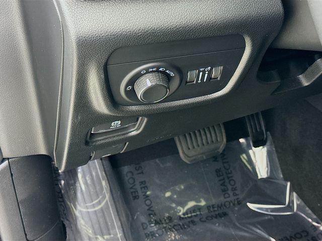 new 2025 Jeep Grand Cherokee L car, priced at $41,135