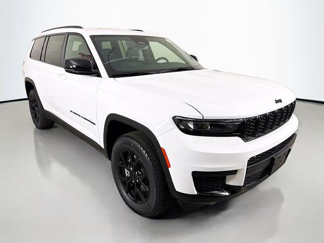 new 2025 Jeep Grand Cherokee L car, priced at $41,135