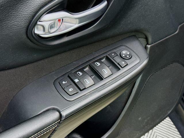 used 2016 Jeep Cherokee car, priced at $10,877