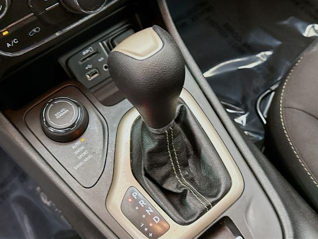 used 2016 Jeep Cherokee car, priced at $10,877