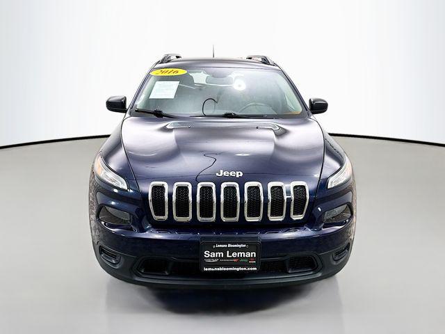 used 2016 Jeep Cherokee car, priced at $10,877