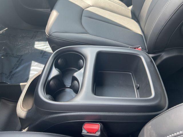 new 2025 Chrysler Pacifica car, priced at $41,220