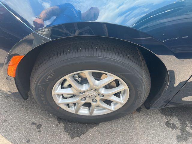new 2025 Chrysler Pacifica car, priced at $41,220