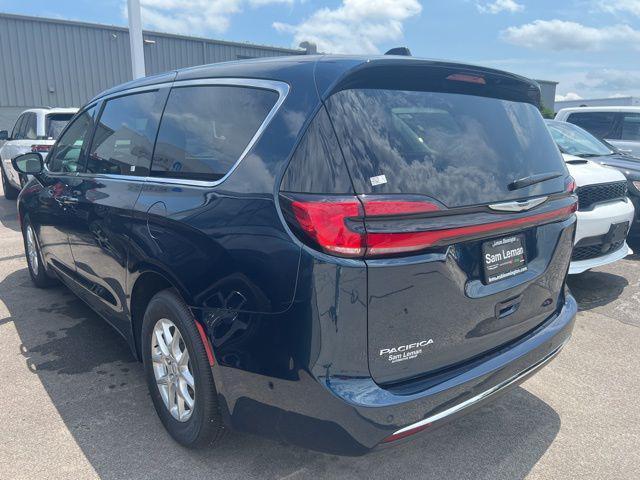 new 2025 Chrysler Pacifica car, priced at $41,220