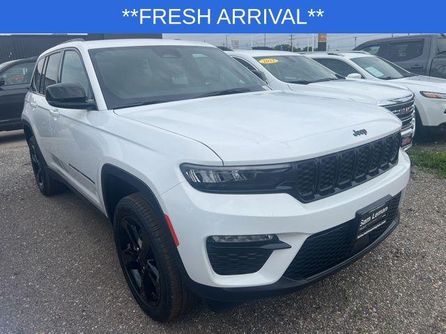 new 2025 Jeep Grand Cherokee car, priced at $41,125