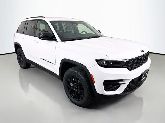 new 2025 Jeep Grand Cherokee car, priced at $38,365