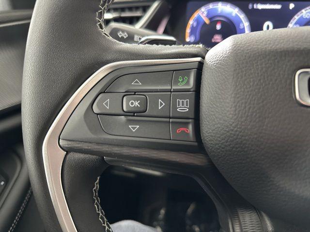 new 2025 Jeep Grand Cherokee car, priced at $35,720
