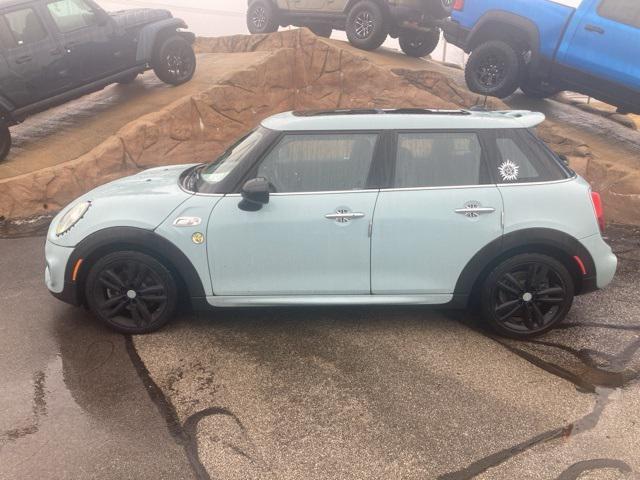 used 2019 MINI Hardtop car, priced at $18,977