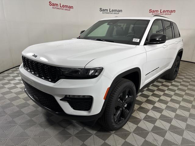 new 2025 Jeep Grand Cherokee car, priced at $42,425