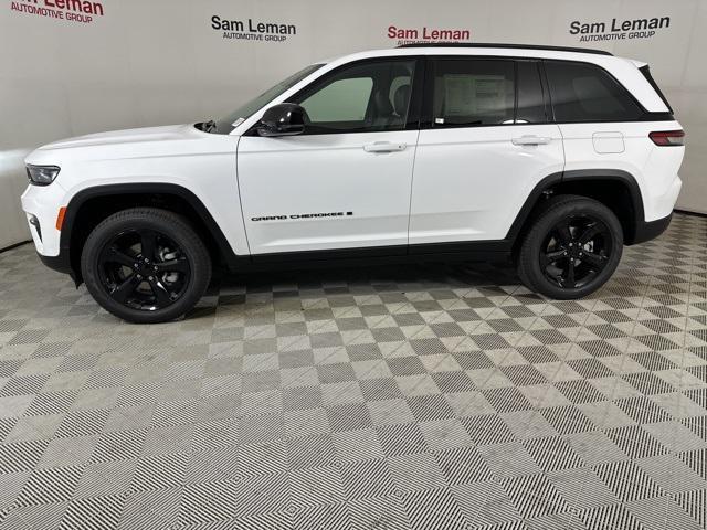 new 2025 Jeep Grand Cherokee car, priced at $42,425