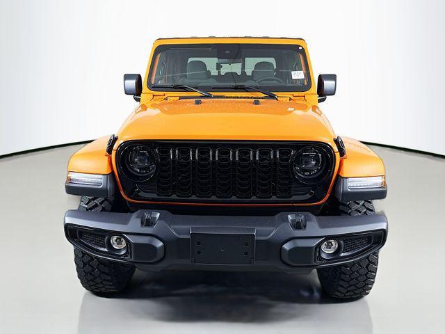 new 2025 Jeep Gladiator car, priced at $43,880
