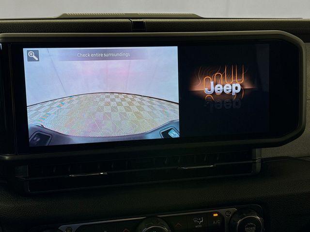 new 2025 Jeep Gladiator car, priced at $43,880