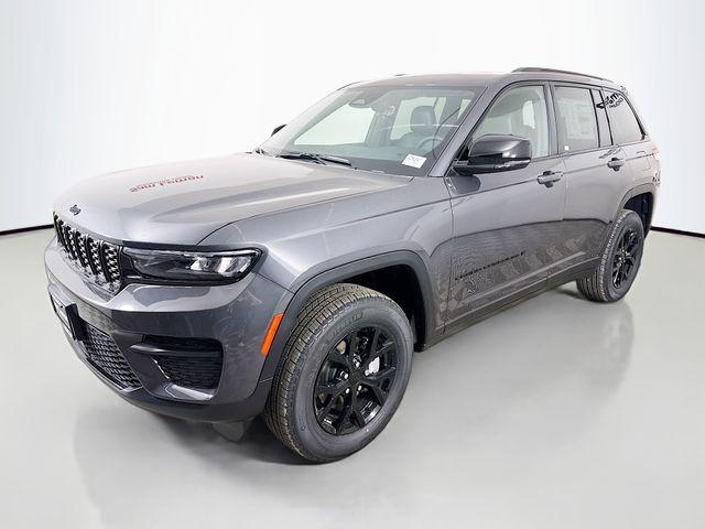 new 2025 Jeep Grand Cherokee car, priced at $39,730