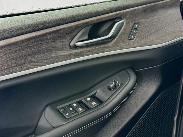 new 2025 Jeep Grand Cherokee L car, priced at $47,835