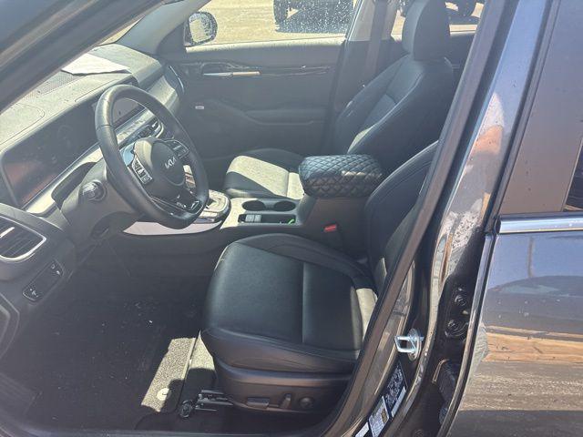 used 2024 Kia Seltos car, priced at $27,775