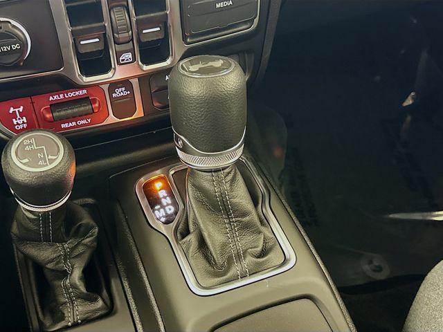 new 2025 Jeep Wrangler car, priced at $43,375