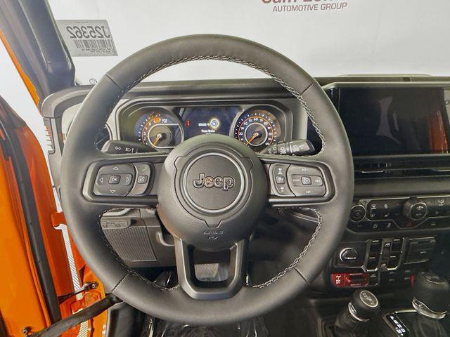 new 2025 Jeep Wrangler car, priced at $43,375