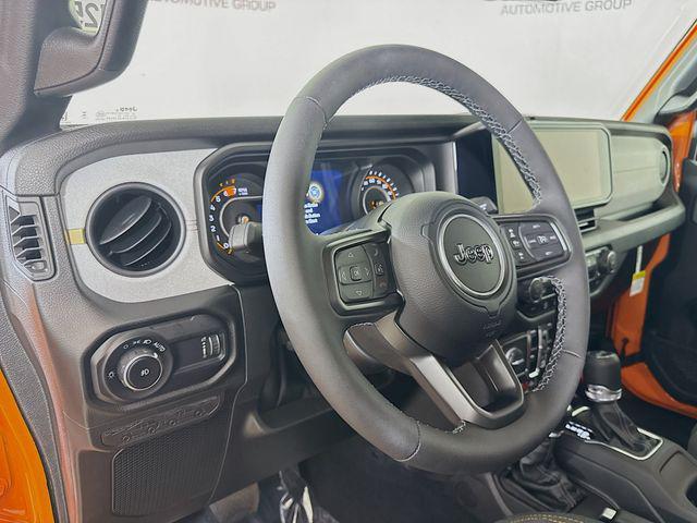 new 2025 Jeep Wrangler car, priced at $43,375