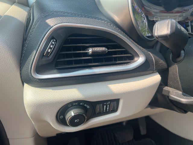 used 2017 Chrysler Pacifica car, priced at $15,877