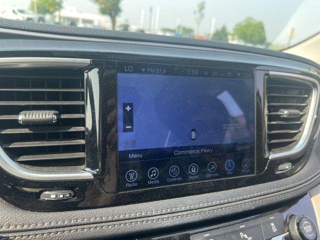 used 2017 Chrysler Pacifica car, priced at $15,877