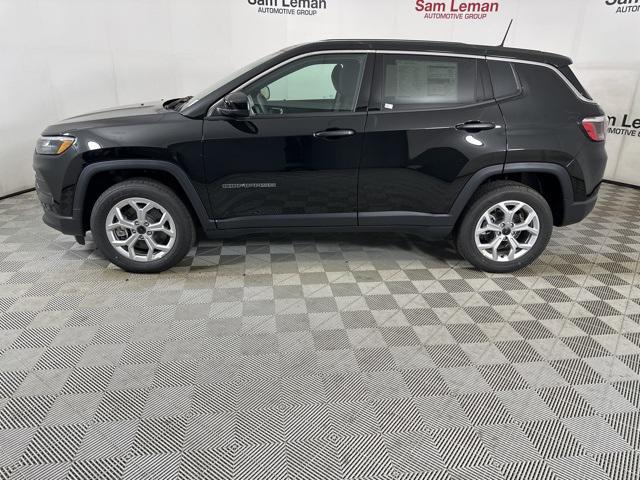 new 2025 Jeep Compass car, priced at $25,290