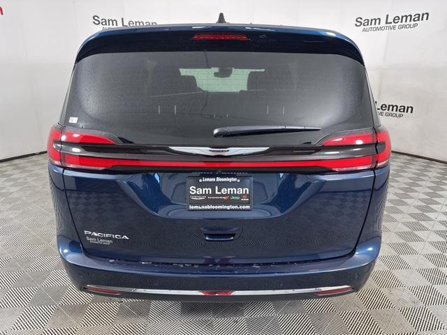 new 2025 Chrysler Pacifica car, priced at $36,640