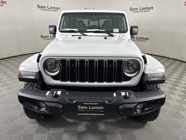 new 2025 Jeep Gladiator car, priced at $37,790