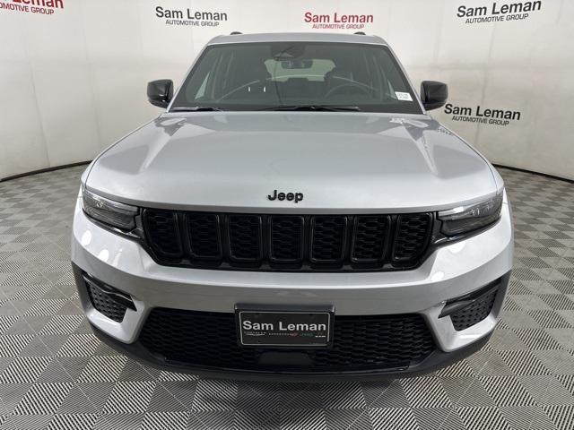 new 2025 Jeep Grand Cherokee car, priced at $41,520