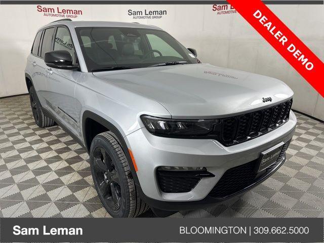 new 2025 Jeep Grand Cherokee car, priced at $42,020