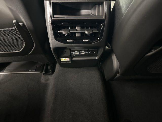 new 2025 Jeep Grand Cherokee car, priced at $42,020