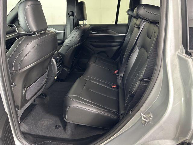 new 2025 Jeep Grand Cherokee car, priced at $42,020