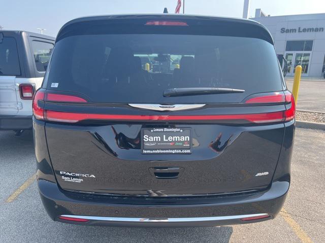 new 2024 Chrysler Pacifica car, priced at $38,690