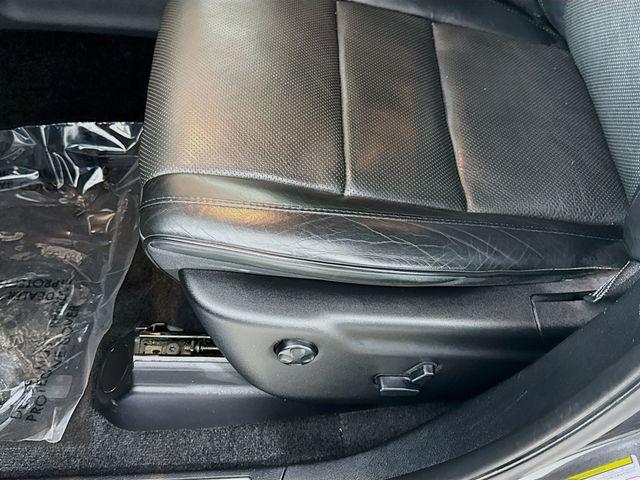 used 2015 Jeep Grand Cherokee car, priced at $14,875