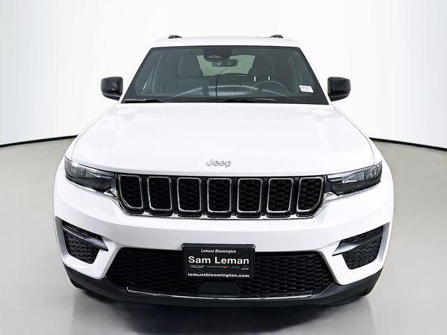 new 2025 Jeep Grand Cherokee car, priced at $35,370