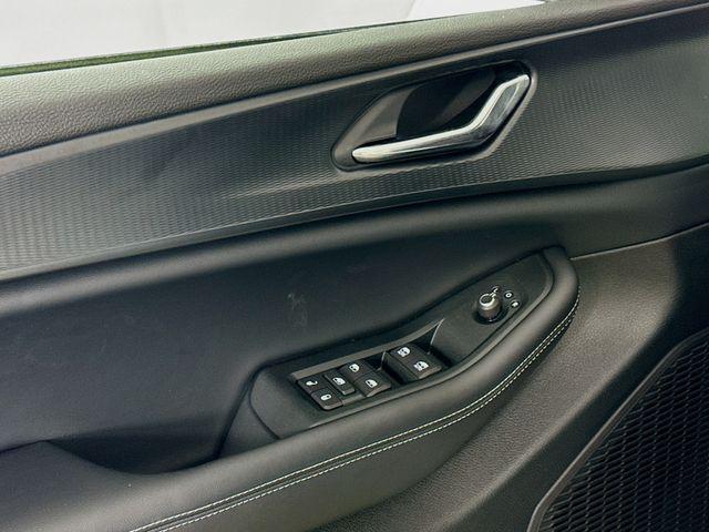 new 2025 Jeep Grand Cherokee car, priced at $39,580