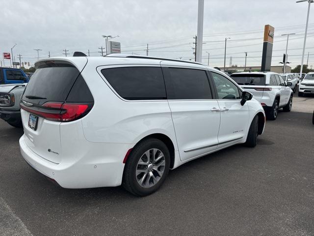 used 2023 Chrysler Pacifica car, priced at $42,400