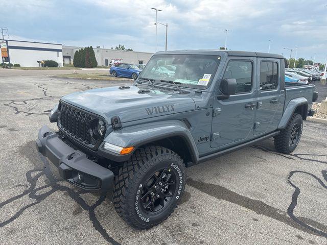 new 2025 Jeep Gladiator car, priced at $43,580