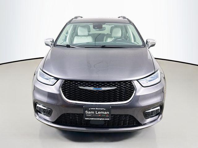 used 2021 Chrysler Pacifica Hybrid car, priced at $21,695