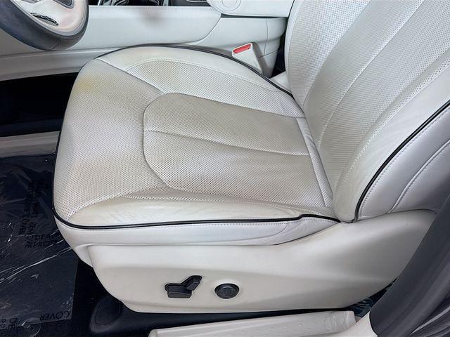 used 2021 Chrysler Pacifica Hybrid car, priced at $21,695