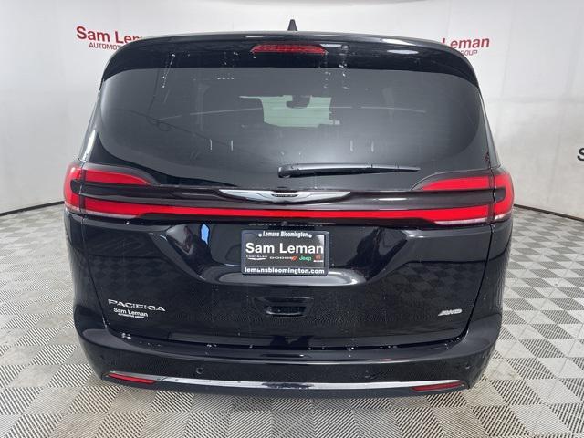 new 2025 Chrysler Pacifica car, priced at $39,140