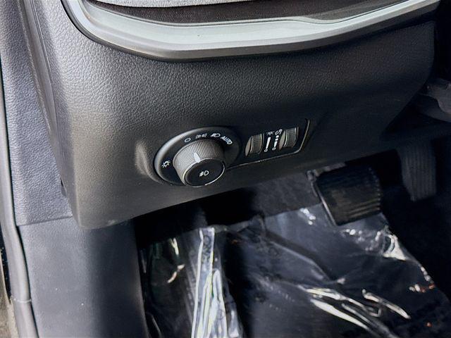 new 2025 Jeep Compass car, priced at $26,260