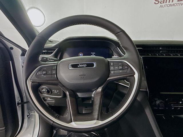 new 2025 Jeep Grand Cherokee car, priced at $38,400