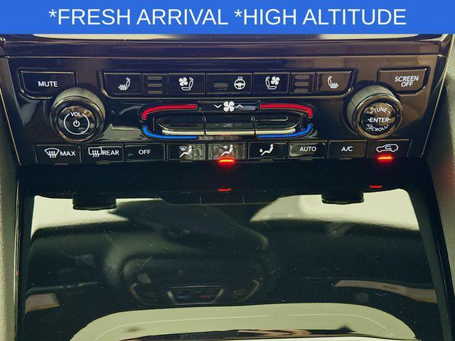 new 2025 Jeep Grand Cherokee car, priced at $54,375