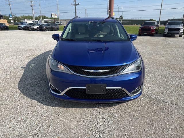 used 2018 Chrysler Pacifica car, priced at $16,877