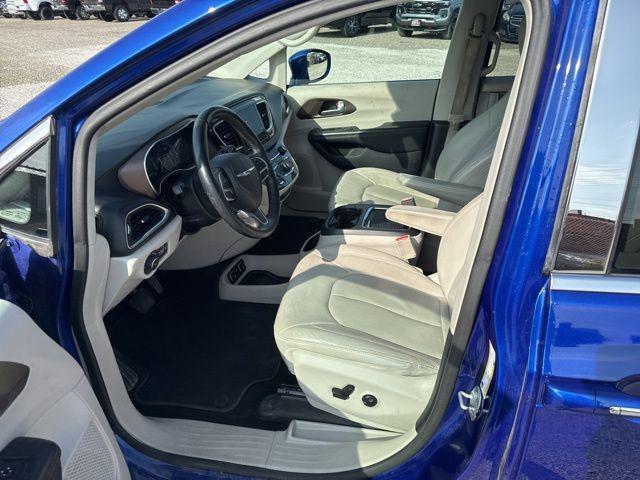 used 2018 Chrysler Pacifica car, priced at $16,877