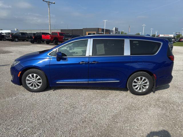 used 2018 Chrysler Pacifica car, priced at $16,877