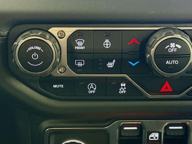 new 2025 Jeep Wrangler car, priced at $48,525