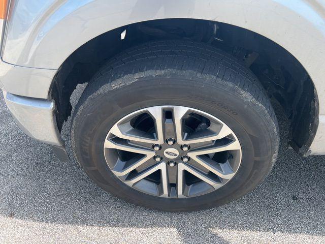 used 2021 Ford F-150 car, priced at $22,999
